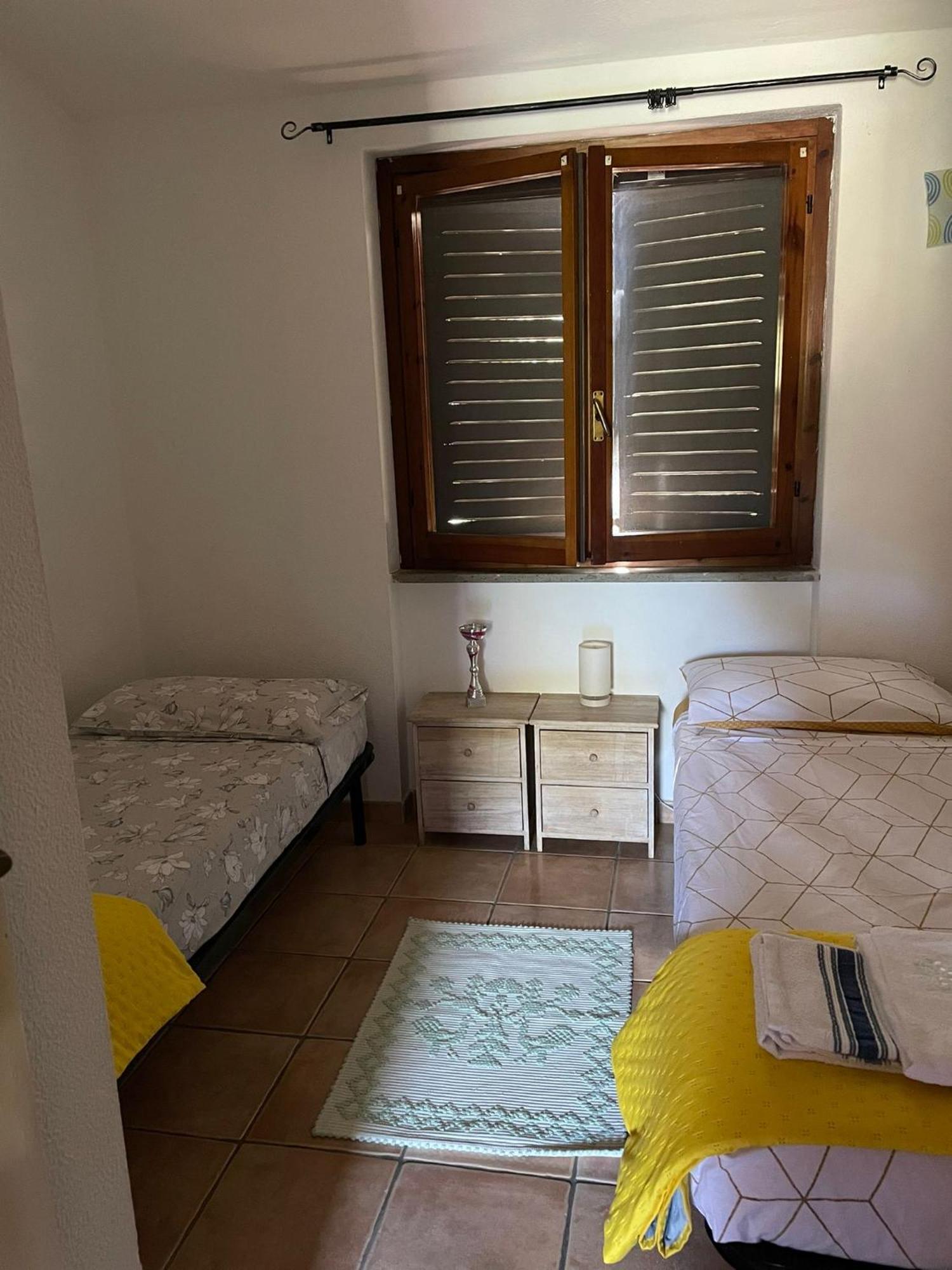Sun Sea Of Sardinia Villa พูลา ภายนอก รูปภาพ