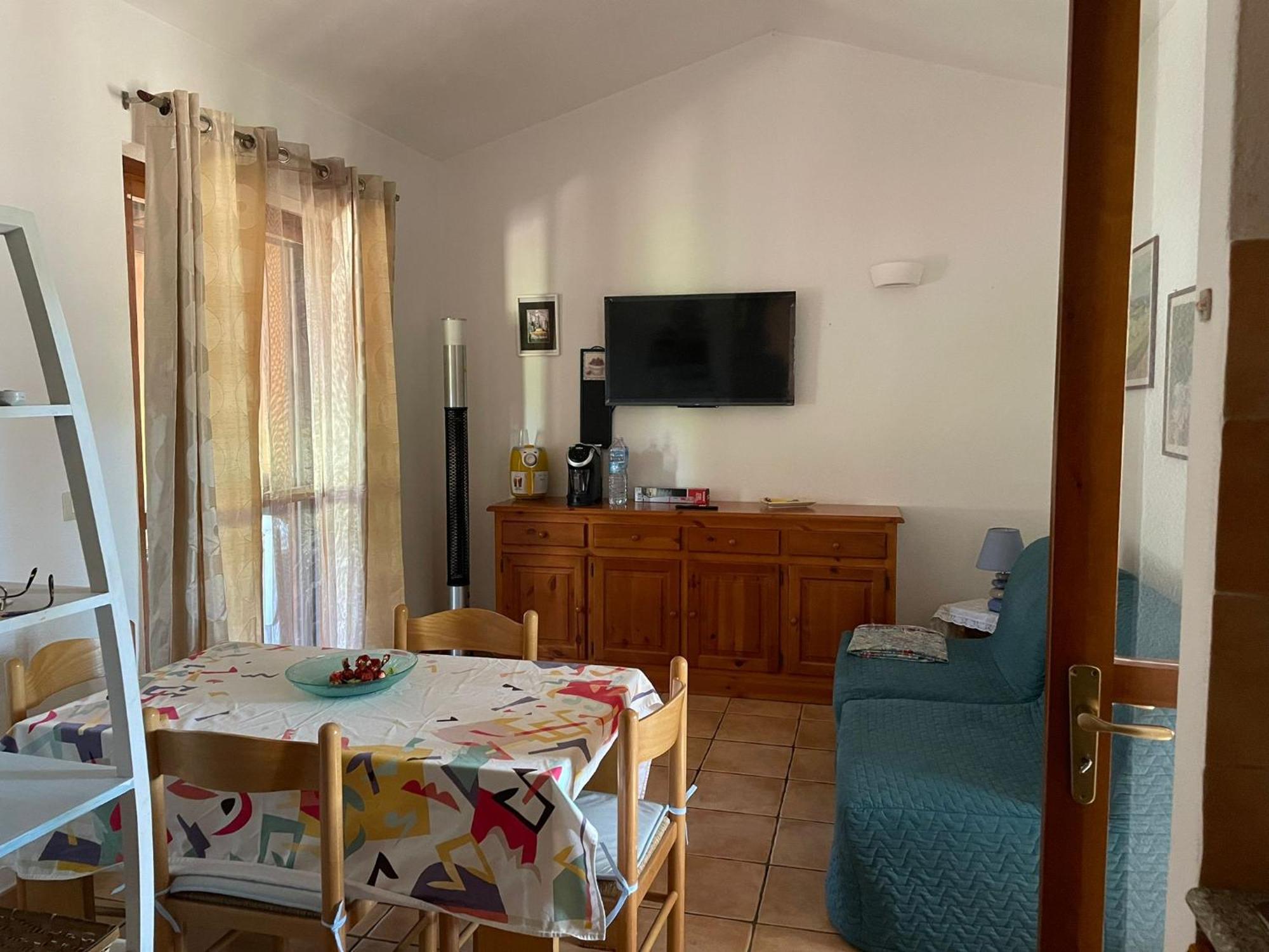 Sun Sea Of Sardinia Villa พูลา ภายนอก รูปภาพ